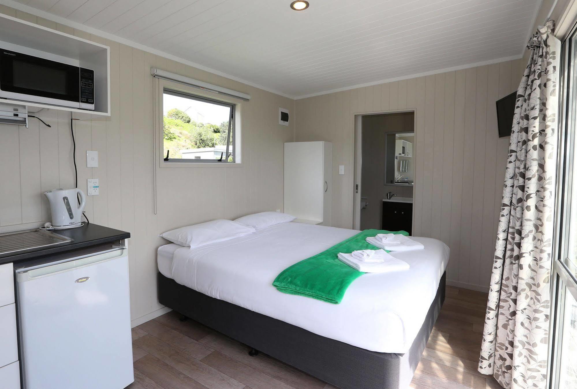ניו פלימות' Fitzroy Beach Holiday Park מראה חיצוני תמונה